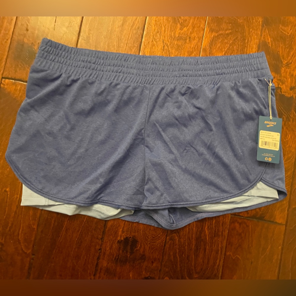 Brooks running shorts-nwt